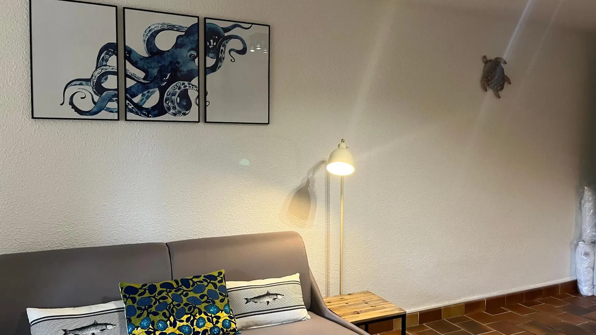 Appartement Bastidon, Front De Mer Jardin Parking, Saint Raphael